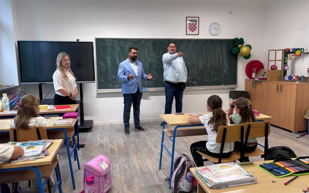 Grad darivao prvašiće