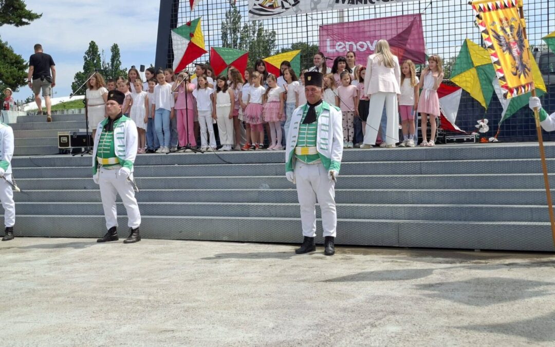 Nastup školskog zbora na Festivalu igračaka